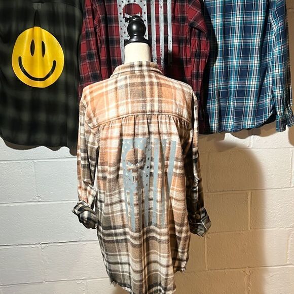 Up Cycle Flannel   - Picture 2 of 10